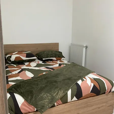 Kezy 4 Personne Bebe דירה *
